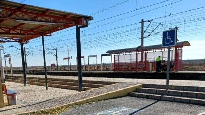 Adif construirá en la estación de tren de Cantillana un paso inferior entre andenes con 6 millones