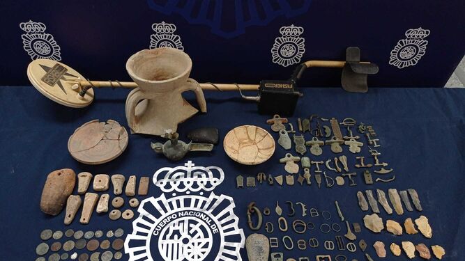 Las piezas recuperadas por la Policía Nacional.